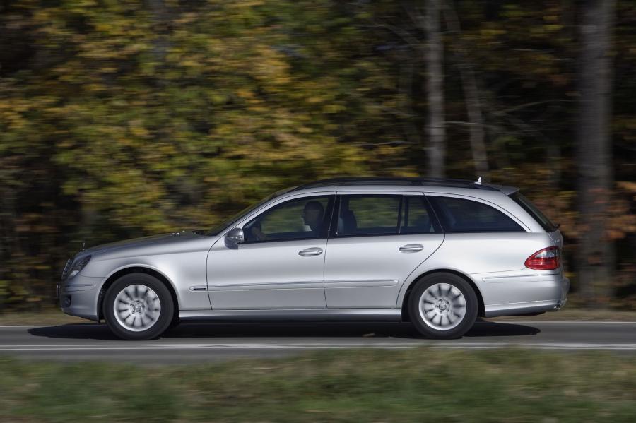  Mercedes-Benz E-Class Estate 2007 года  (фото 7 из 43)